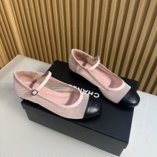 Chanel Low Shoes